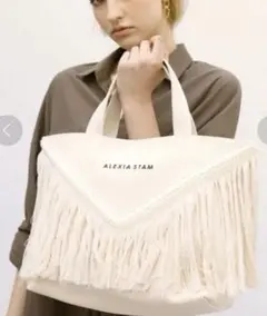 alexiastam  フリンジバッグ　アリシアスタン ALEXIA STAM（アリシアスタン） ショルダーバッグ バッグ Floral