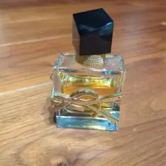 YSL リブレ　オーデパルファム　イヴ・サンローラン　30ml
