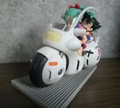 一番くじ　ドラゴンボール ブルマ バイク フィギュアのサムネイル