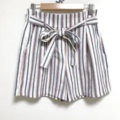 ベルシュカ　ショートパンツ【Ｍ】グレー×白×赤　ストライプ　リボン　美品　お洒落