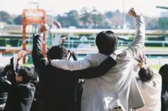 最終値下げ❗有馬記念　ロイヤルファミリー　妻夫木聡さん目黒蓮さんフォトＬサイズ