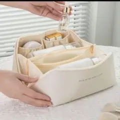 メイクポーチ　化粧ポーチ トラベル 大容量　収納　メイク　化粧品 ポーチ白