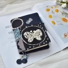 希少　新品　ミナペルホネン ピースブックカバー piece, book cover発売のお知らせ。3月16日〜 - minä perhonen