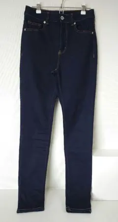 GU ウルトラストレッチスキニージーンズ