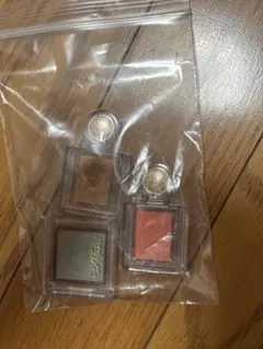 アイシャドウ　3点セット　ゴールド　オレンジ　グリーン