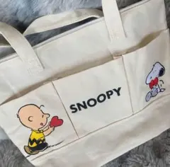 スヌーピー トートバッグ PEANUTS 新品未使用　ファスナー付