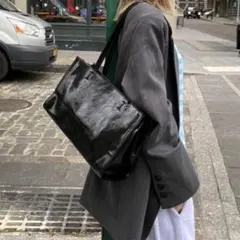 【匿名配送】nugu hoop スクエア ブラック ショルダー バッグ