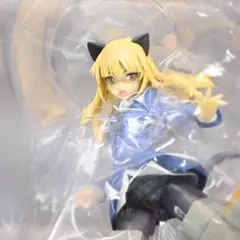アルター ストライクウィッチーズ ペリーヌ・クロステルマン 1/8フィギュアのサムネイル