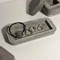 ハンドメイド コンクリートトレーのサムネイル