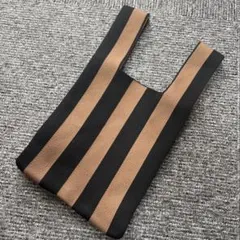 Item thumbnail for item 0adfd21e-d95a-4782-8745-f1b10f8e17ee