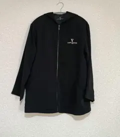 フード付き　ブラック　ジップアップ パーカー アウター　L