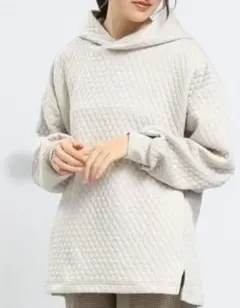 ライトグレー キルティングパーカー　グローバルワーク