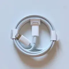 iPhone 純正　ライトニングケーブル
