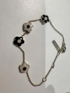 《傷なし・美品》MARY QUANT 花モチーフ シルバーブレスレット