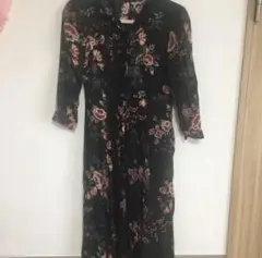 ザラ　ZARA 花柄 フラワー柄　ワンピース