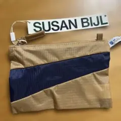 Item thumbnail for item 76fbe874-b81e-4f58-b3f6-9acef0c75e4f