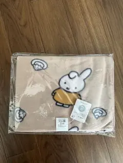 ミッフィー ブランケット 約90×60cm 新品未使用　ピンク　ベージュ　うさぎ