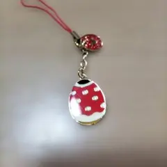 赤い水玉模様のストラップ ディズニーシー　ミッキーストラップ