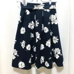 Majesticlegon 花柄ネイビー ミモレ丈 スカート