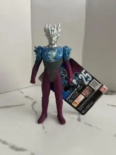 新品未使用　タグ付き　ウルトラマン ソフビ25番ウルトラマンサーガのサムネイル