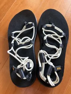 ⭐︎美品⭐︎Teva ロープデザイン サンダル23センチのサムネイル