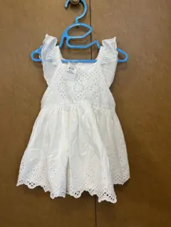 【タグ付き未使用】BabyGAP ホワイト刺繍フリル袖ワンピース 夏90センチ