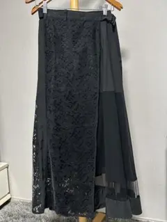 【AULA AILA】黒レース フレアスカート