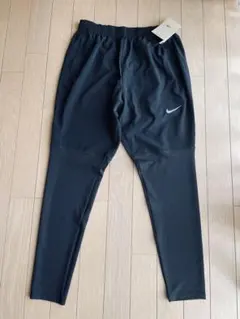 新品 NIKE DRI-FIT 軽量 ランニングパンツ 風車ロゴ Mサイズ