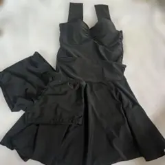 【美品】ブラックワンピース水着 M 体型カバー ショーツ付きのサムネイル