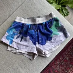 adidas ステラマッカートニー 花柄　ブルー　ショートパンツM ラン　テニス