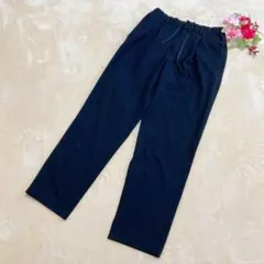 【UNIQLO ユニクロ】メンズ　ワイドフィットタックテーパードパンツ　黒　S