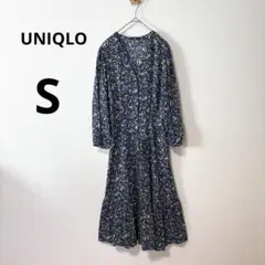 美品 UNIQLO S プリントVネックフレアワンピース