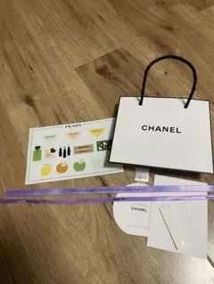 CHANEL PRADA ショップ袋 PRADAステッカー リボンセット