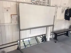 Item thumbnail for item 996992ee-b3bf-4a11-9988-13b3e0ccc816