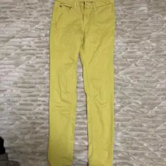 AZUL basic イエロー スキニーパンツ
