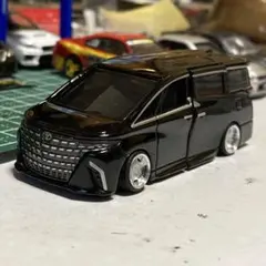 トミカ改造 トヨタ ヴォクシー フルモデリスタ仕様 黒 深リム ホット