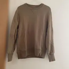 カーキ クルーネック トレーナー