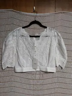 ミスティック　タグつき新品　レースブラウス