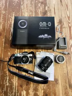 OLYMPUS オリンパス OM-D E-M10 Mark II 箱OK OLYMPUS ミラーレス一眼 OM-D E-M10 MarkII