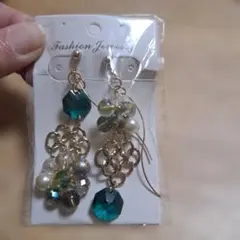 Item thumbnail for item 59485c4e-bf75-4ef0-b7b3-753fd50ca61f