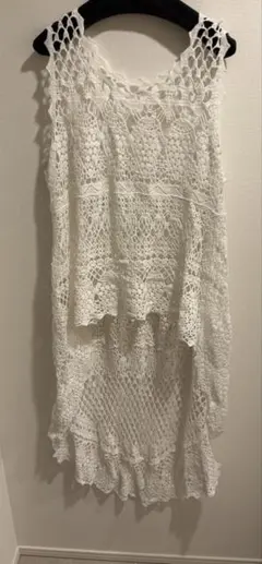 美品　ホワイト レース編み ノースリーブ トップス　水着　ビキニ