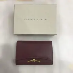 CHARLES & KEITH 財布　Huxley 　ダークチョコレートのサムネイル