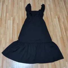 ブラックキャミワンピース