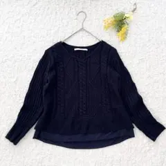 アウィーエフ　ケーブル編みニット　M ネイビー　レイヤード風　Ｖネック　無地