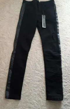 Avidダメージジーンズ