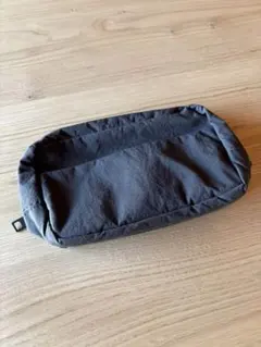 無印良品ポーチ