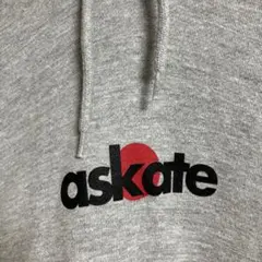 askate フーディ グレー　スニーカーコン限定のサムネイル