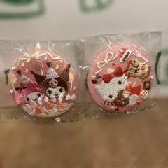 ☆新品☆未使用品☆サンリオ刺繍缶バッジ　キティ＆クロミセット♪♪