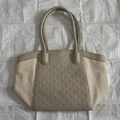 希少✨　デイリーラシット　型押しキャンバス トートバッグ　モノグラムのサムネイル