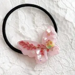 【再販△】レジン　ヘアゴム　菱形と猫ちゃん　ピンク◡̈♥︎系 再販△】レジン ヘアゴム 菱形と猫ちゃん ピンク◡̈♥︎系 - メルカリ
